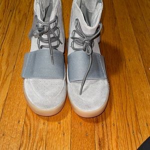 Adidas Yeezy gray ankle AD x Yeezy 750 Boost BB1840